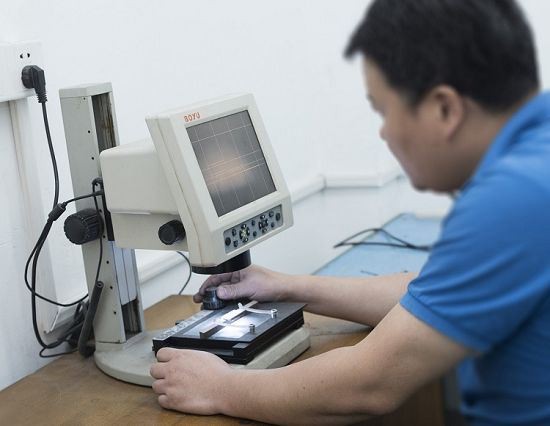 5 blades laboratory(001)